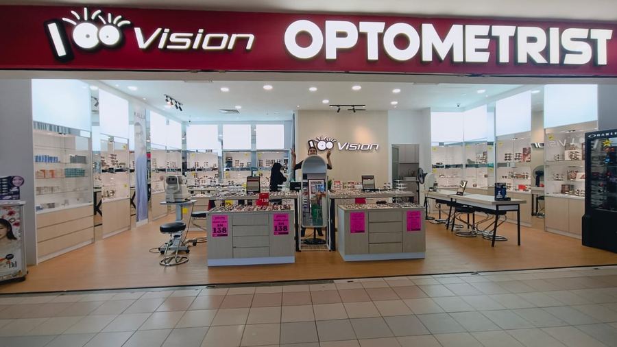 Photo of 100 Vision @ Giant Kuala Terengganu