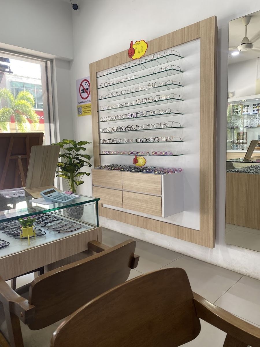 Photo of Optical 33
